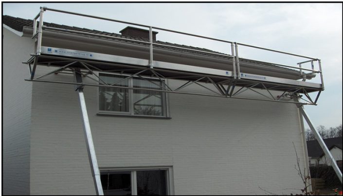 Triangular Bridge Winch System - Raised