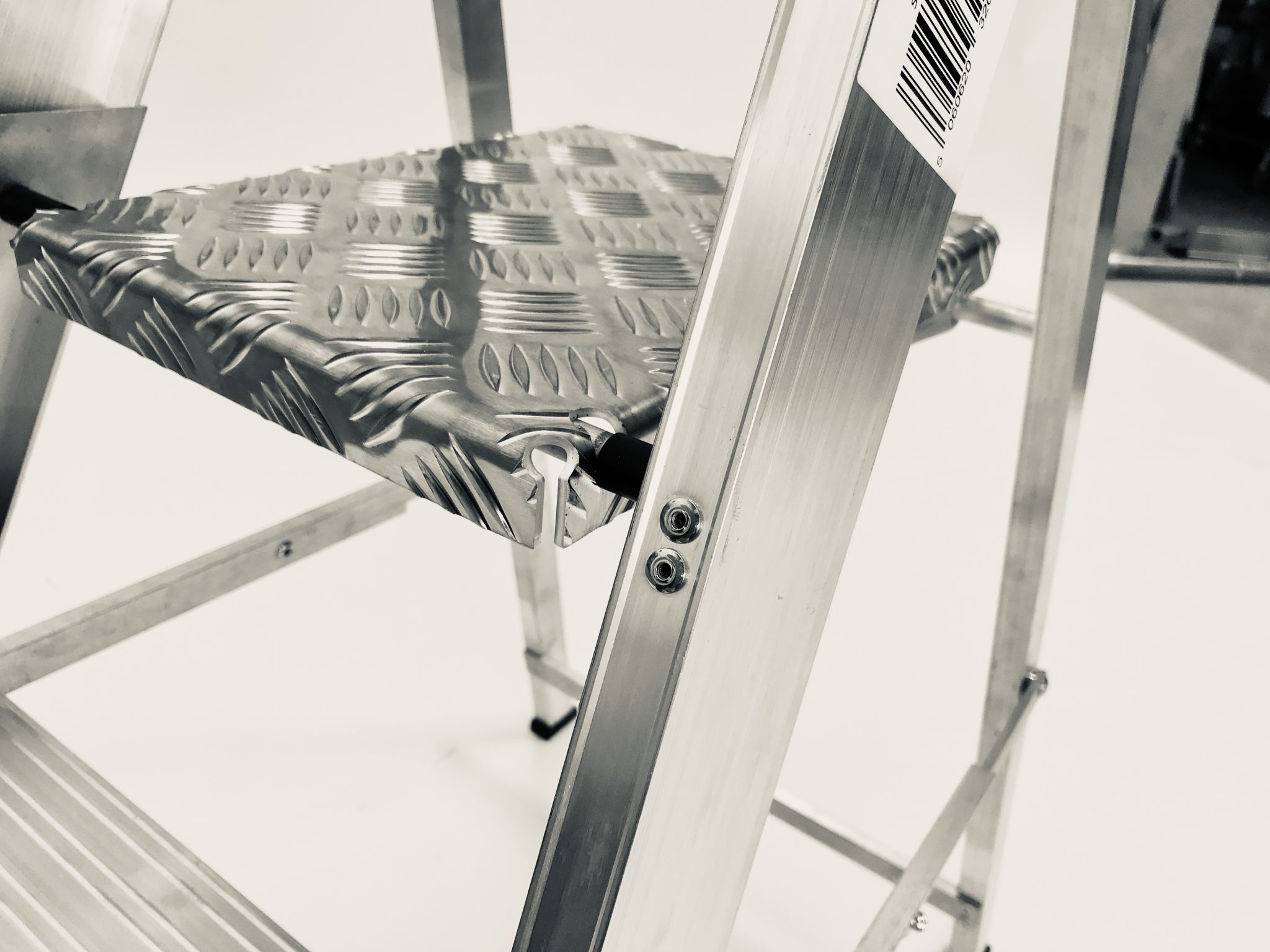 Sterk Systems Aluminium Platform Stepladders for Trade, DIY and EN131-professional use - Image 3