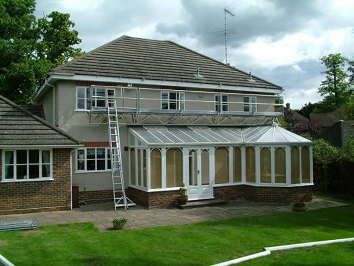 Triangular Bridge Winch System - Reaches over conservatories