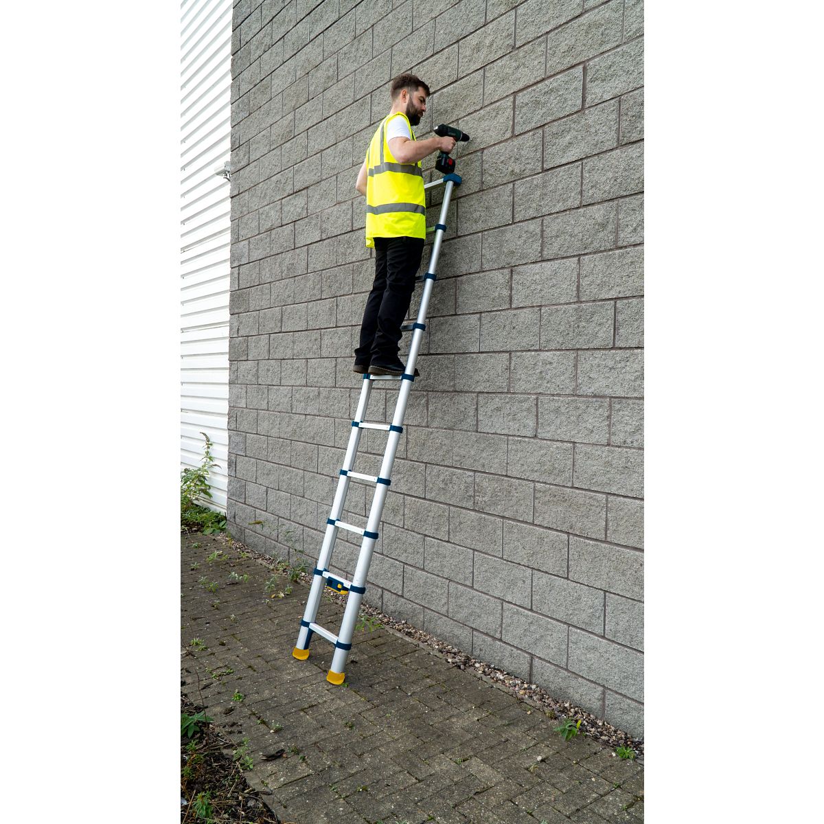 Werner Soft Close Telescopic Extension Ladders - Image 22